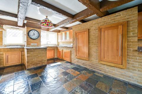 Credon Road, South Bermondsey... 6 bed detached house for sale
