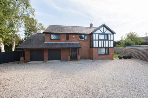 Whitchurch Road, Bunbury Heath 4 bed detached house for sale