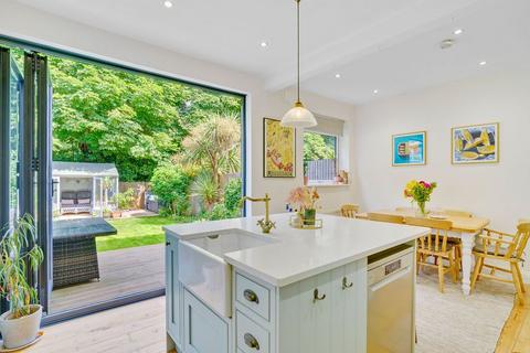 Abercairn Road, London SW16 3 bed terraced house for sale