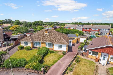 Chaucer Avenue, Andover 3 bed semi