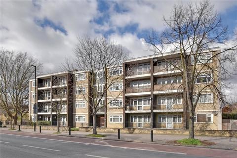 Palliser House, Trafalgar Road... 2 bed apartment for sale