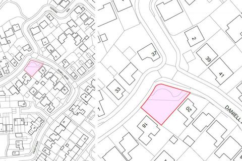 adjacent to 20 Daniell Road... Land for sale