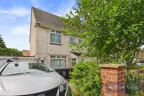 Southmead Avenue, Blakelaw 3 bed end of terrace house for sale