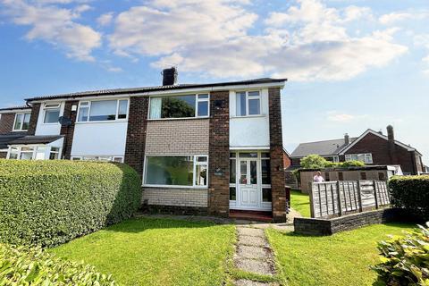 Sandown Road, Unsworth. Bury BL9 8HW 3 bed semi