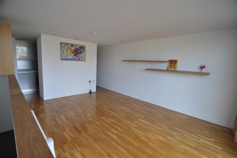 527 Silk Wharehouse, Lilycroft Road... 2 bed house for sale