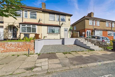 Fullingdale Road, The Headlands... 3 bed semi