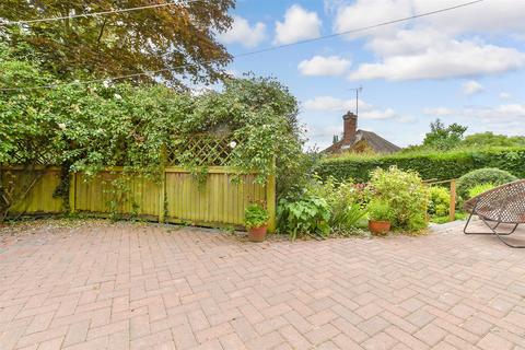 The Green, Ashford TN26 5 bed detached house for sale