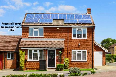 Culmstock Close, Emerson Valley... 3 bed link detached house for sale