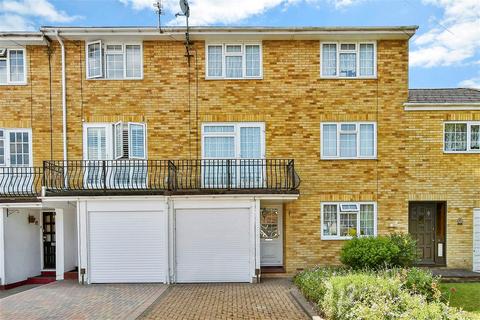 Macklands Way, Rainham, Kent 3 bed townhouse for sale
