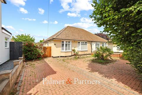 Daniel Cole Road, Colchester, Essex, CO2 2 bed bungalow for sale