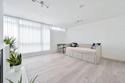 Dartford Street, Elephant and Castle... Studio for sale