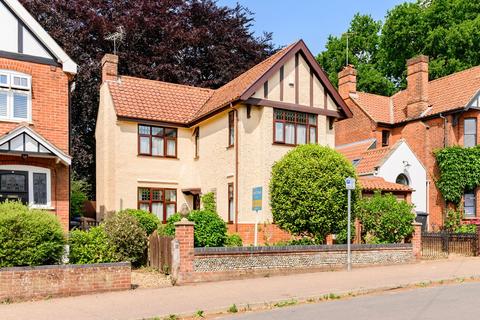 Recreation Road, Norwich 3 bed detached house for sale