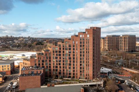 Springwell Gardens, Whitehall Road... 2 bed apartment for sale