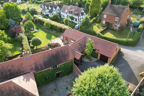 Rushwick, Worcester WR2 4 bed semi