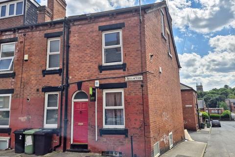 Beulah View, Leeds 3 bed terraced house for sale