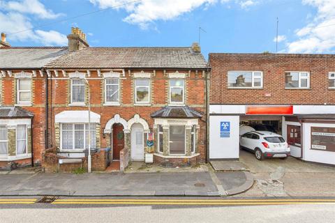 Elms Vale Road, Dover CT17 2 bed terraced house for sale