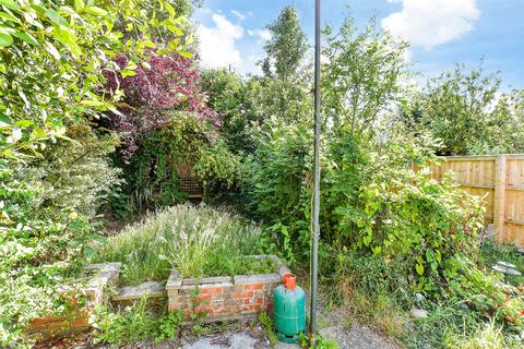 Lake Green Road, Sandown, Isle of Wight 3 bed semi