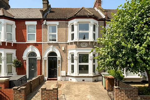 Ardfillan Road, Catford, London, SE6 3 bed terraced house for sale