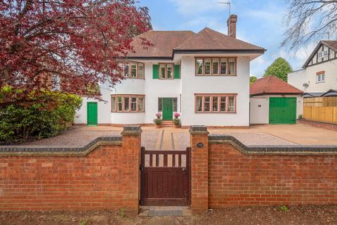 Oxford Road Banbury, Oxfordshire... 4 bed detached house for sale