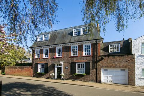 Old Palace Lane, Richmond, TW9 4 bed semi