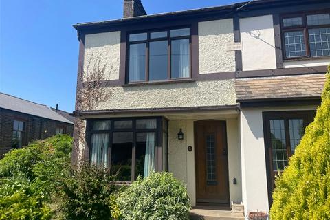 Warren Road, Southfleet, Gravesend... 2 bed semi