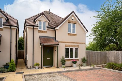 Kineton 3 bed detached house for sale