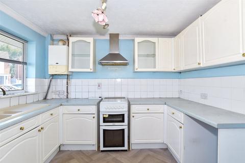 Keats Road, Aylesford ME20 2 bed semi