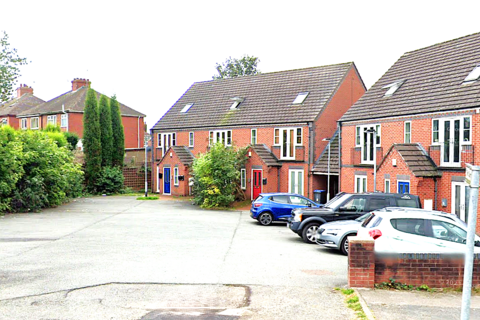 Beasley Avenue, Newcastle ST5 2 bed flat for sale