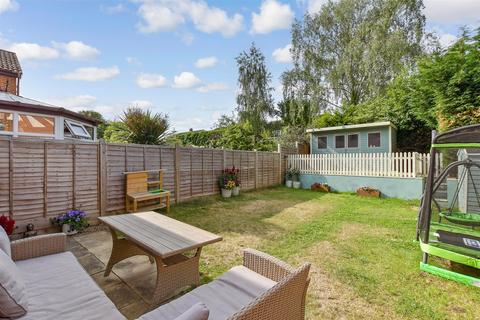 Linden Road, Coxheath, Maidstone, Kent 3 bed semi