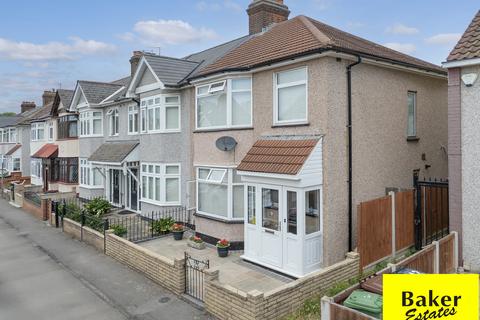 Edward Road, Chadwell Heath RM6 3 bed end of terrace house for sale