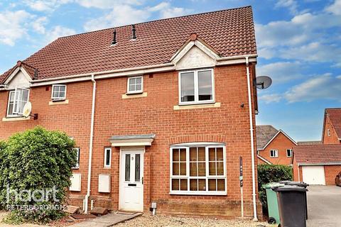 Oswald Road, Peterborough 3 bed end of terrace house for sale