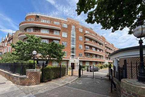 Flat 8 Barons Keep, Gliddon Road... 3 bed flat for sale