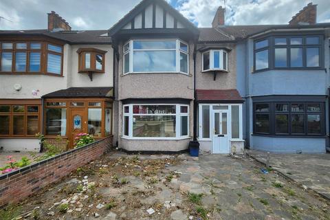 Eastern Avenue, Gants Hill 3 bed terraced house for sale