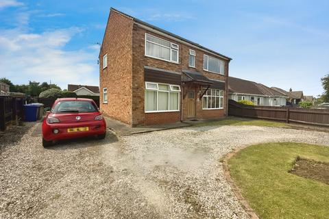 Peaks Avenue, Grimsby DN36 2 bed apartment for sale