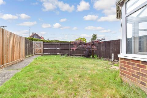 Hale Street, East Peckham, Tonbridge... 3 bed semi
