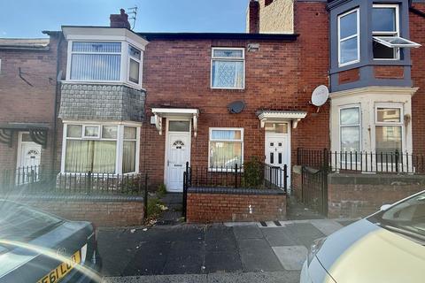 Strathmore Crescent, Benwell... 2 bed flat for sale