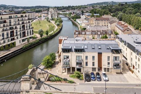 River View Court, Bath BA1 2 bed apartment for sale