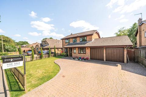 Mill Lane, Chatham ME5 4 bed detached house for sale
