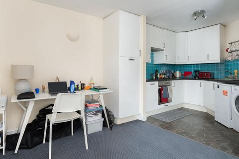 Alfredston Place, Wantage, OX12 2 bed flat for sale