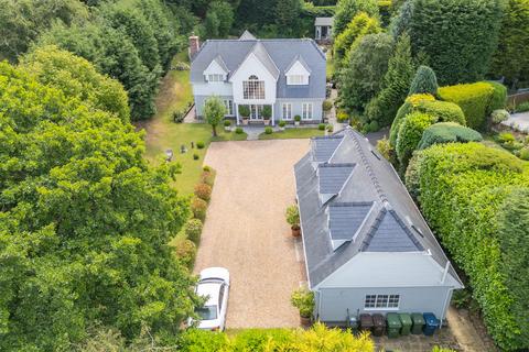 Heather Close, Brocton 3 bed detached house for sale