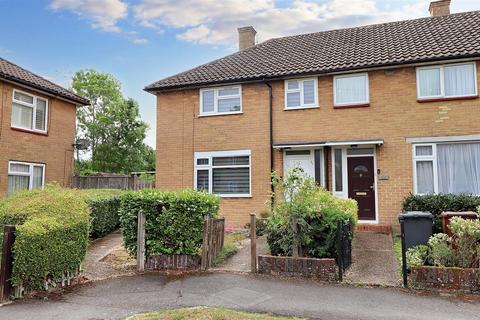 Linton Avenue, Borehamwood 2 bed end of terrace house for sale