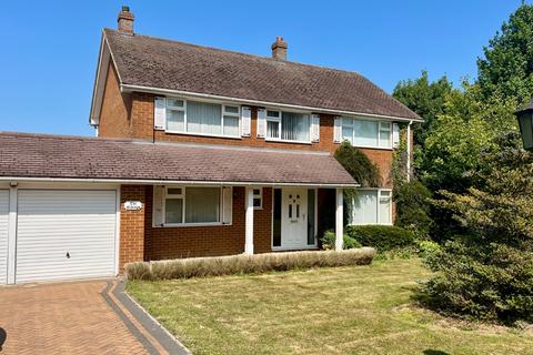 Hawksdown, Walmer, Deal, Kent, CT14 3 bed detached house for sale