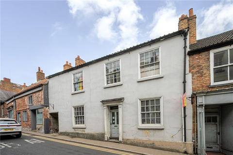 High Skellgate, Ripon, North Yorkshire 3 bed terraced house for sale