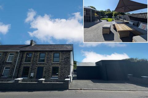 Llanpumsaint, Carmarthen 3 bed semi