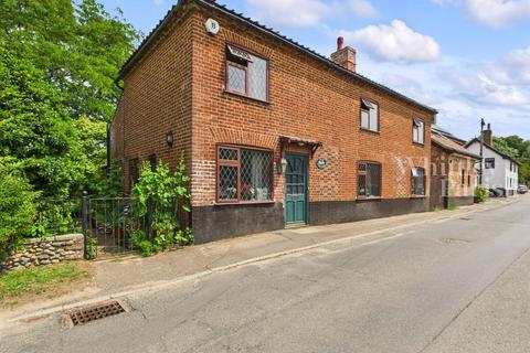 The Street, Hempnall, Norwich, NR15 2AD 4 bed cottage for sale