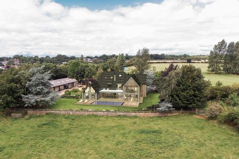 Ratley, Banbury, Warwickshire, OX15 Farm for sale