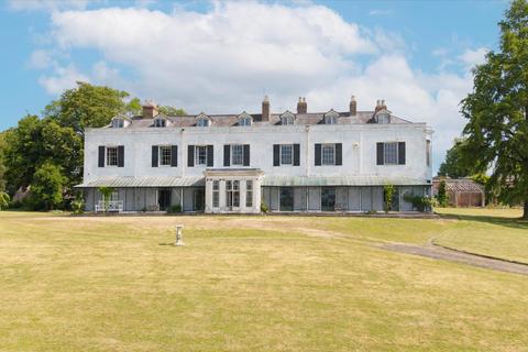 Apperley, Gloucestershire, GL19 10 bed detached house for sale