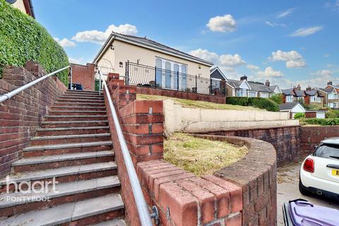Usk Road, Pontypool 2 bed detached bungalow for sale