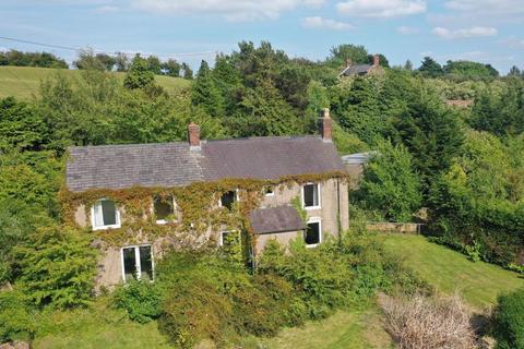 Long Lane, Pentre Broughton 4 bed detached house for sale