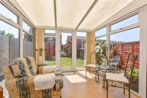 Holbourn Close, Herne Bay, Kent 2 bed end of terrace house for sale